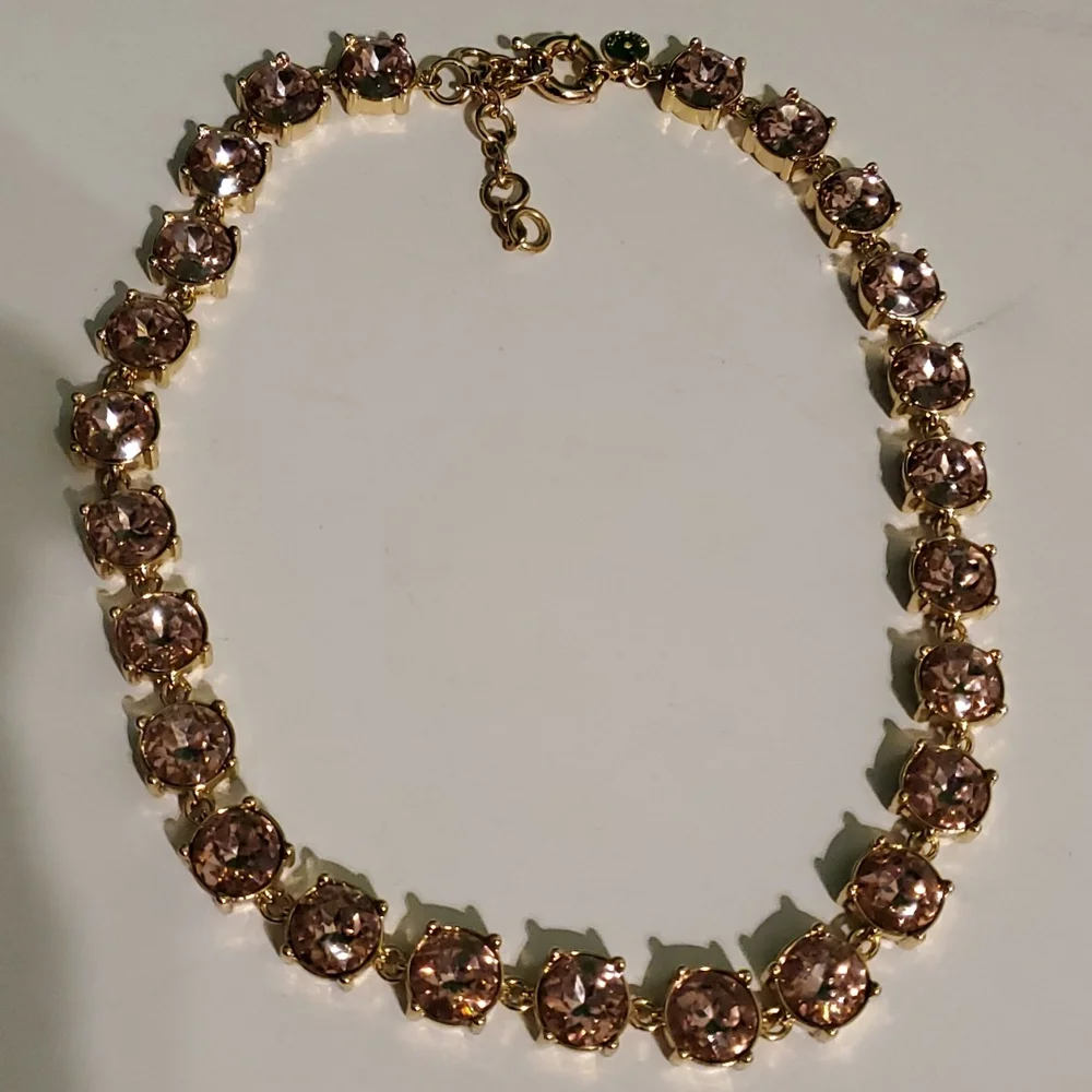 Talbots gold tone with large set circle rhinestones shorter style neckla…